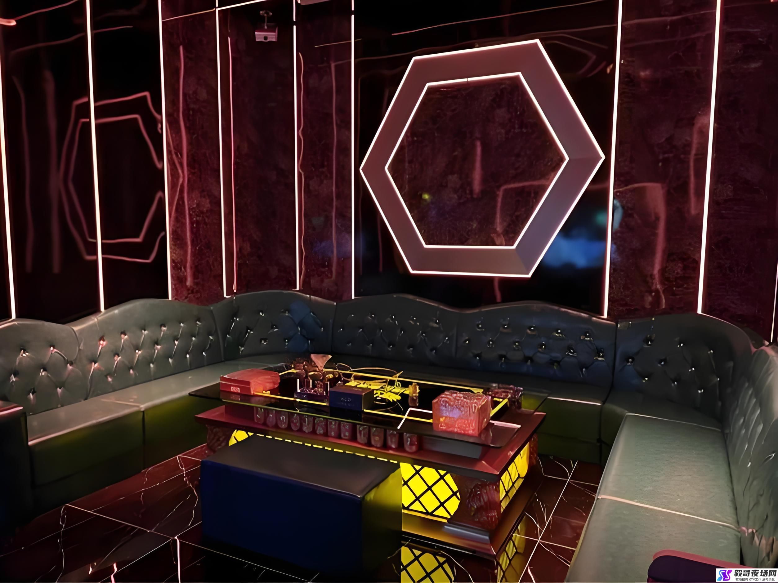 天津夜场招聘：高薪小费400直招