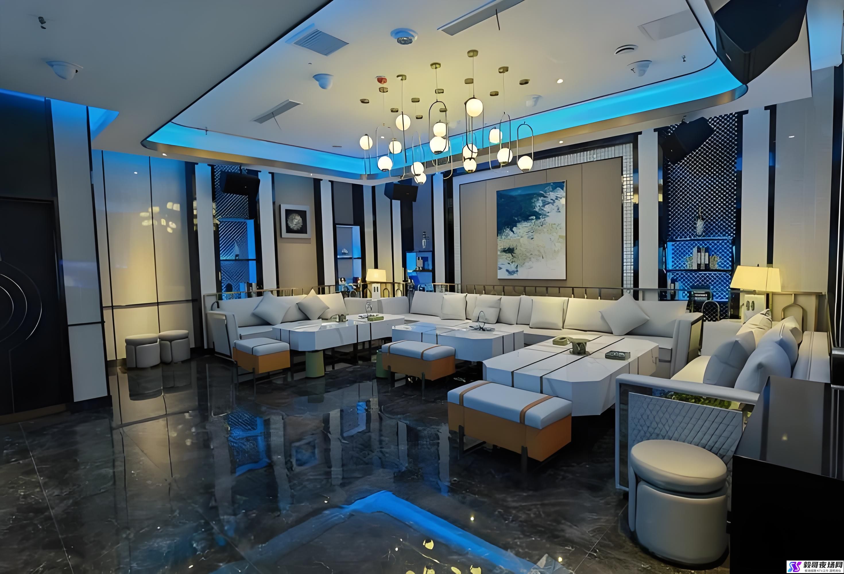 114酒吧全职与兼职招聘指南：夜店工作热门职位求贤若渴