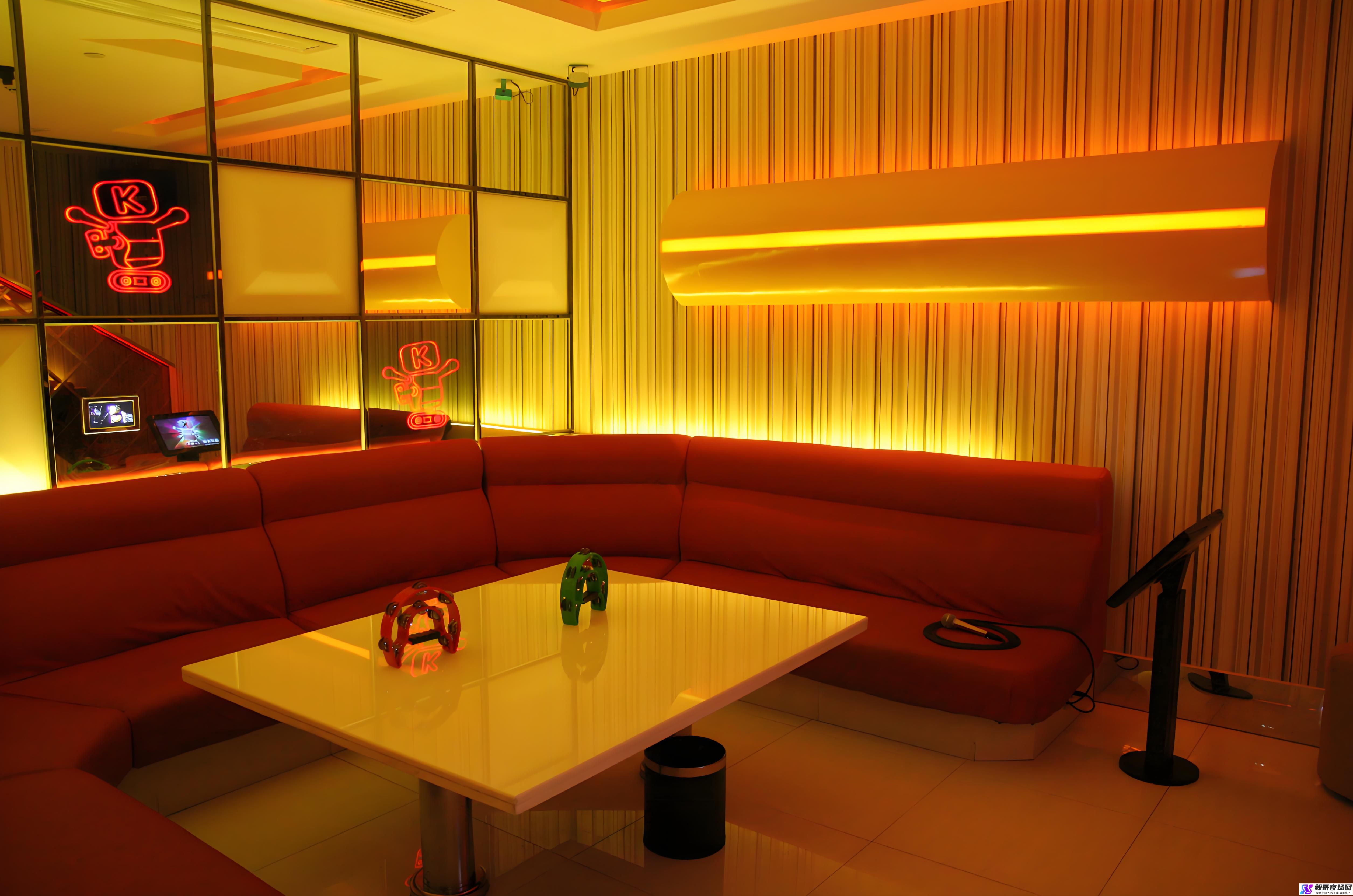 城市高端会所诚招各类精英人才，结算灵活，欢迎加盟！